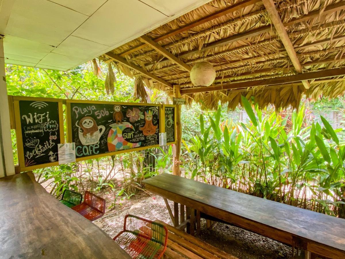 Playa 506 Beachfront Hostel Puerto Viejo de Talamanca エクステリア 写真