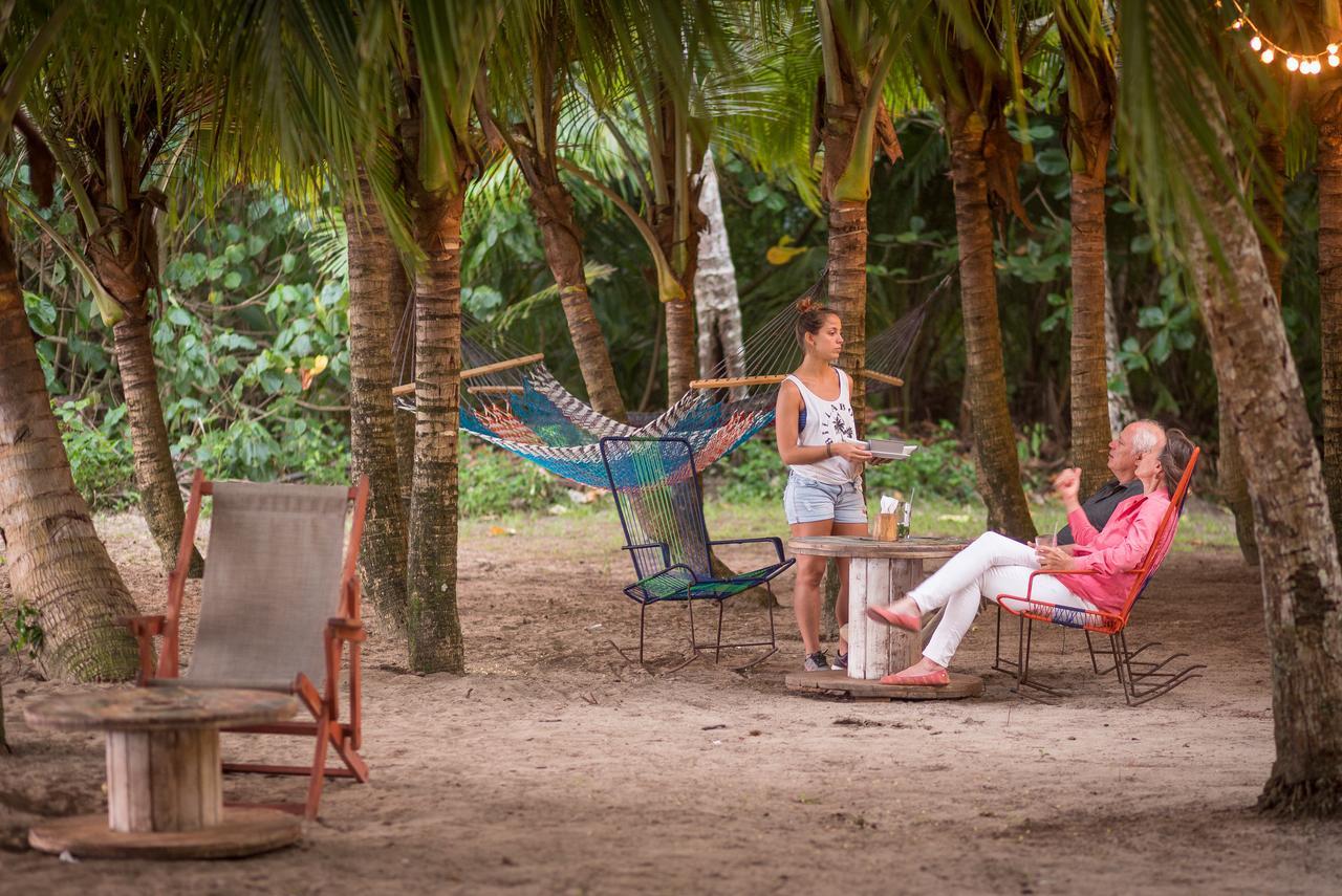 Playa 506 Beachfront Hostel Puerto Viejo de Talamanca エクステリア 写真