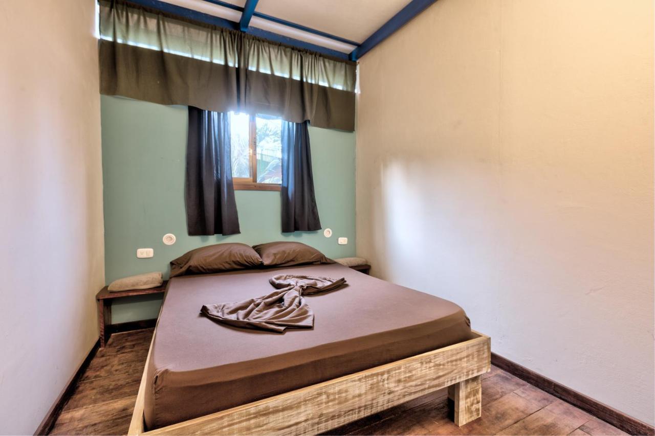 Playa 506 Beachfront Hostel Puerto Viejo de Talamanca エクステリア 写真